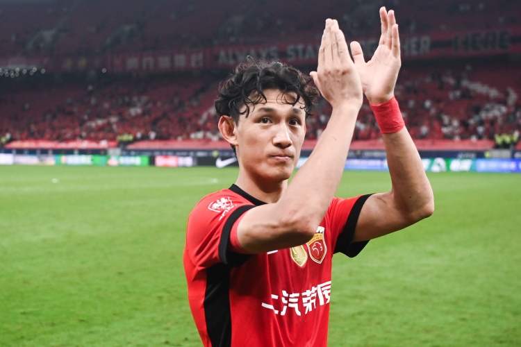 2026世界杯投注登录入口-东体：海港取胜积分成功转正，王燊超绝杀球展现穆斯卡特战术要求